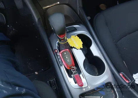 2022 Chevrolet Malibu Fwd Rs from USA, damaged, VIN 1G1ZG5ST0NF211168